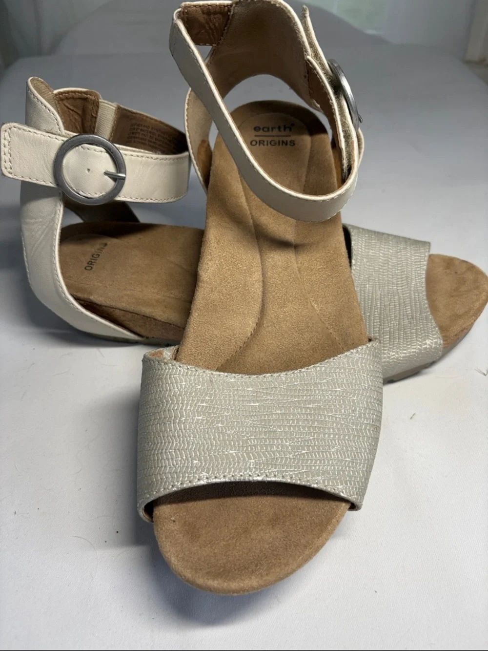 Earth Origins Leather and Synthetic Light Cream Metallic Ankle-Strap Sandals 12
